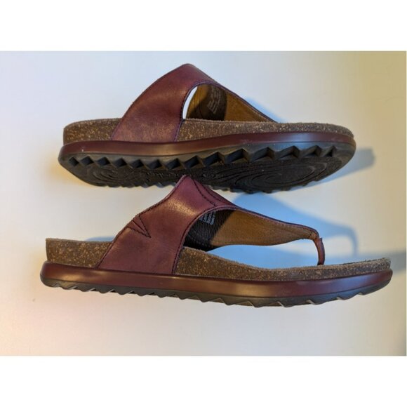 Dansko Embossed Red Leather Priya Thong Sandals 39 - Picture 5 of 8